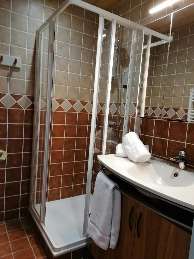 Hotel L'Edelweiss 프라로그난라베노이스 외부 사진